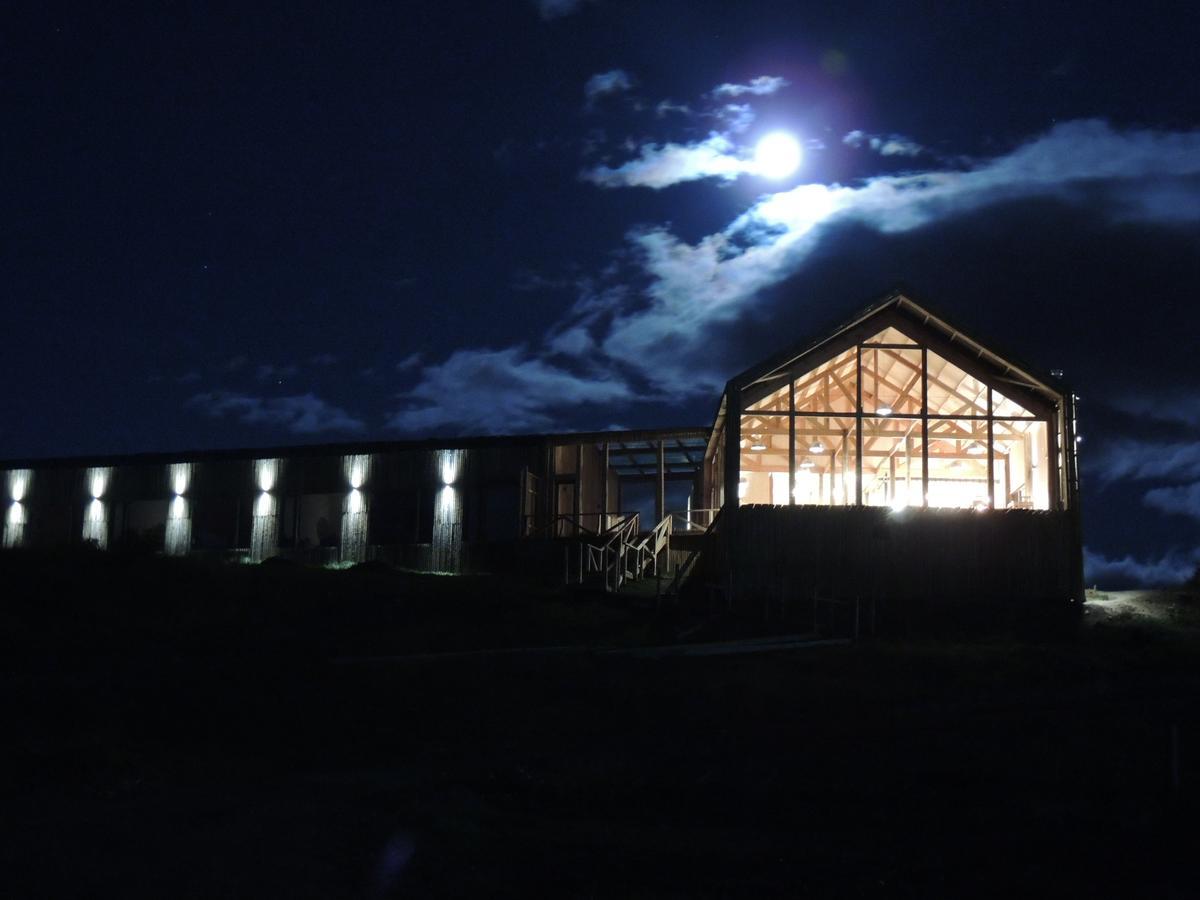 Hotel Simple Patagonia プエルト・ナタレス エクステリア 写真