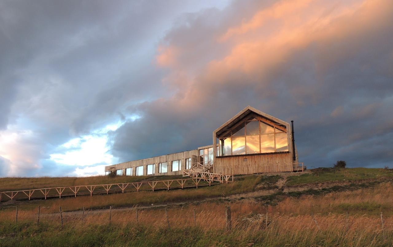 Hotel Simple Patagonia プエルト・ナタレス エクステリア 写真